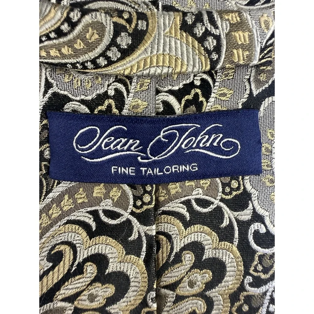 SEAN JOHN Silk Tie Black Gold Jacquard Paisley Designer Mens Necktie